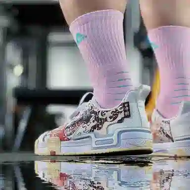 AW1 5