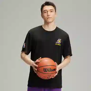 NBA T