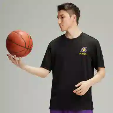 NBA T