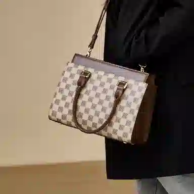 38 PVC Tote