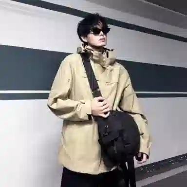 TAKITAKI Canvas Messenger Bag Black/Grey