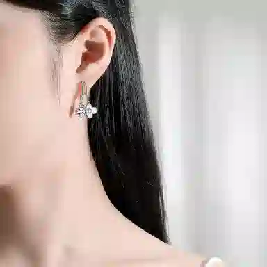 S925