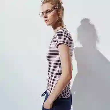 URBAN REVIVO UR T T_