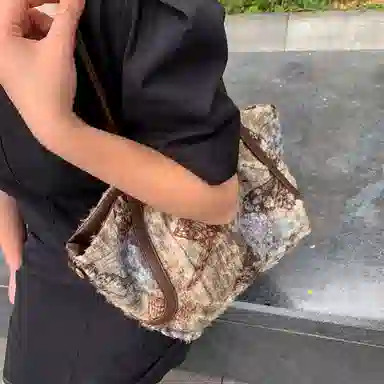 MACKJANICE Butterfly Shoulder Bag