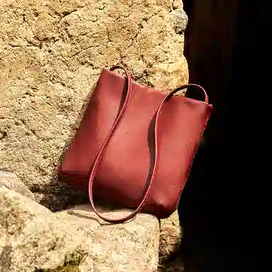 纳兰杜 复古小众水桶包高级感简约时尚休闲百搭通勤 牛皮 单肩包 女款 多色