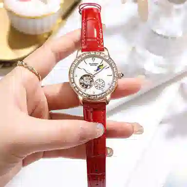 冠琴 绮梦星河系列 高颜值时尚潮流镶钻女士手表 自动机械机芯 牛皮表带 国表 女表 白色表盘 镂空飞轮夜光防水腕表