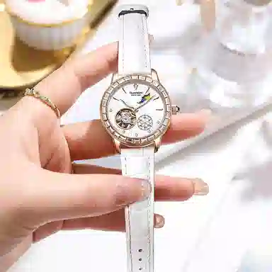 冠琴 绮梦星河系列 高颜值时尚潮流镶钻女士手表 自动机械机芯 牛皮表带 国表 女表 白色表盘 镂空飞轮夜光防水腕表