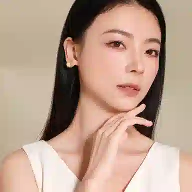 S925