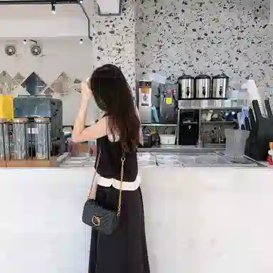 MESUCA Sanrio kitty PU