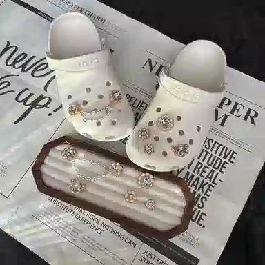 crocs DIY