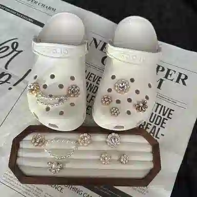 crocs DIY
