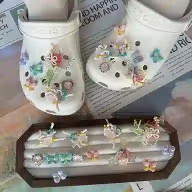 crocs DIY
