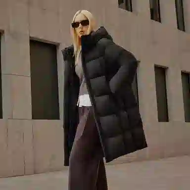 坦博尔 长款连帽过膝长袖通勤面包服羽绒服 女款