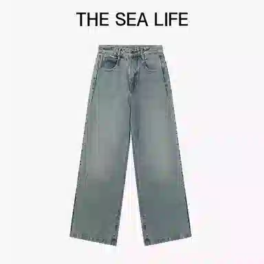 THE SEA LIFE