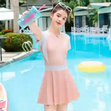 Barbie LOGO