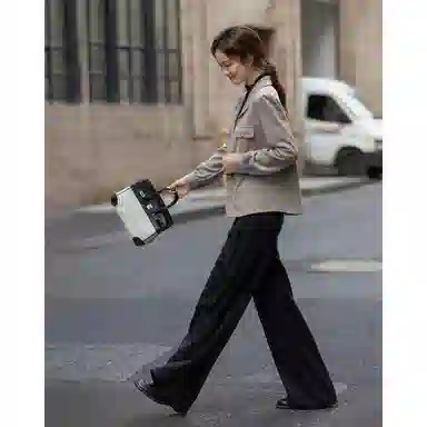 【dme】 冬季气质通勤翻领袋盖纽扣宽松小个子休闲随性上衣舒适显瘦简约纯色潮流复古风高级感长袖衬衫 女款