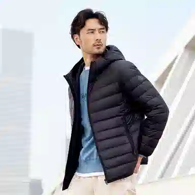 坦博尔 轻薄连帽简约羽绒服 女款