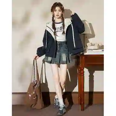 法文箱子 短款连帽宽松夹克 女款