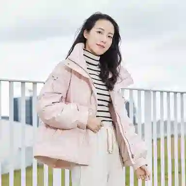 波司登 舒适休闲通勤百搭羽绒服 女款