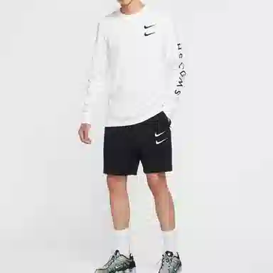 Nike Sportswear Swoosh