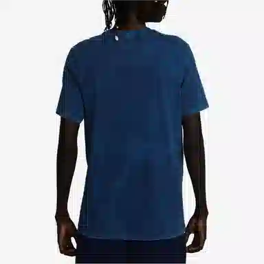 Nike Sportswear Club T