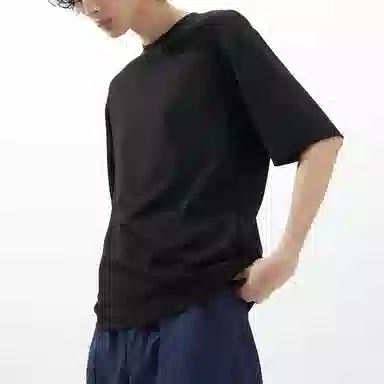 UNIQLO U AIRism Black