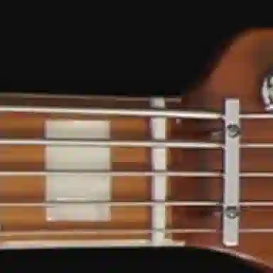 SIRE "Marcus Miller" () P8Bass