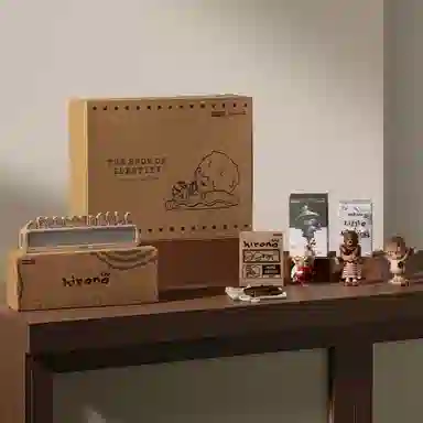 POP MART Hirono Gift Box