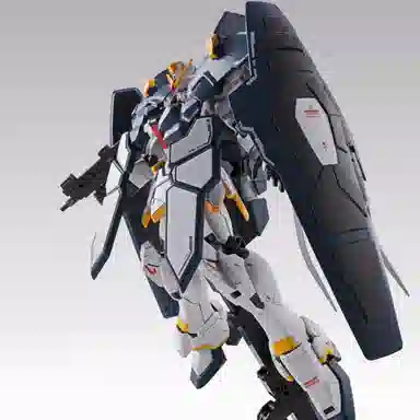 BANDAI MG EW 18cm