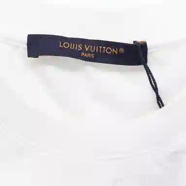 LOUIS VUITTON T