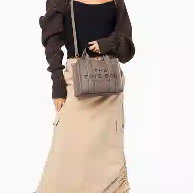 Marc Jacobs The Mini Traveler