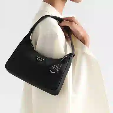 Prada Re-Edition 2000 Hobo Black