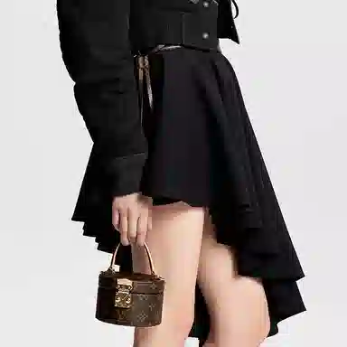 LOUIS VUITTON OnTheGo BB