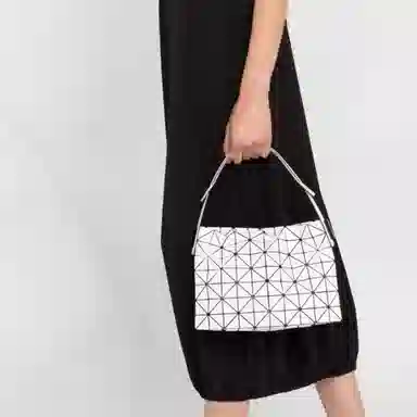 ISSEY MIYAKE Baguette