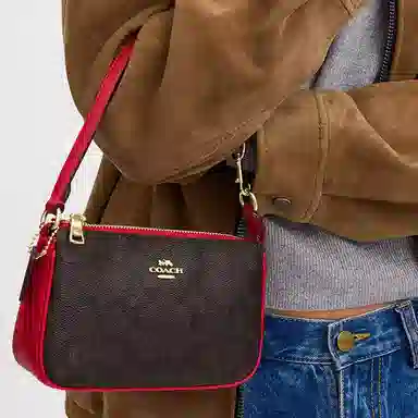 COACH Nolita 19 PVC