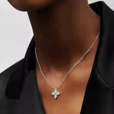 LOUIS VUITTON LV Star Blossom