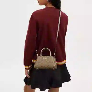 COACH Zuri Zuri 22
