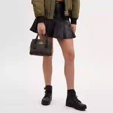 COACH ANDREA CARRYALL 22 Tote