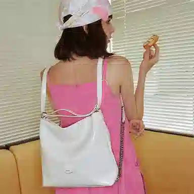 MUVA Tote
