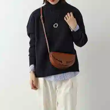 CELINE BesaceTriomphe Logo