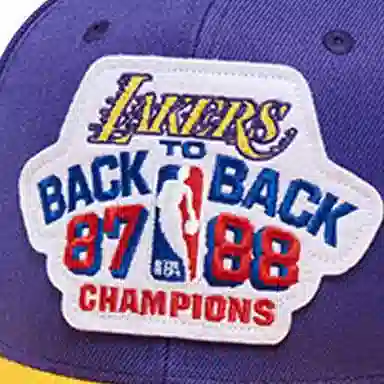 Mitchell & Ness