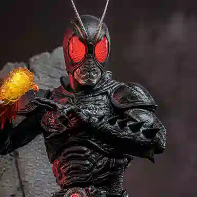 Hot Toys Kamen Rider Black Sun Battle Damaged
