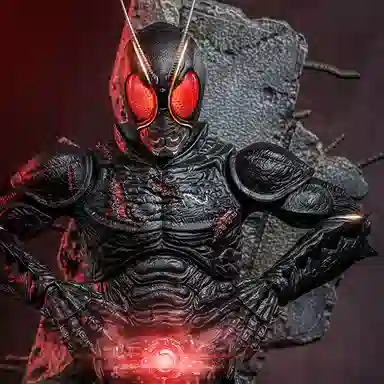 Hot Toys Kamen Rider Black Sun Battle Damaged