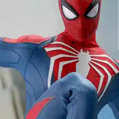 Hot Toys Spider-Man 1:6 Scale Collectible Figure