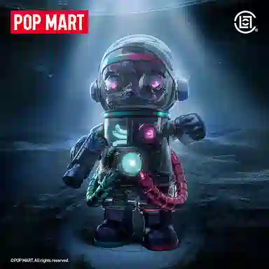 POP MART 400 MOLLY MEGA SPACE MOLLY
