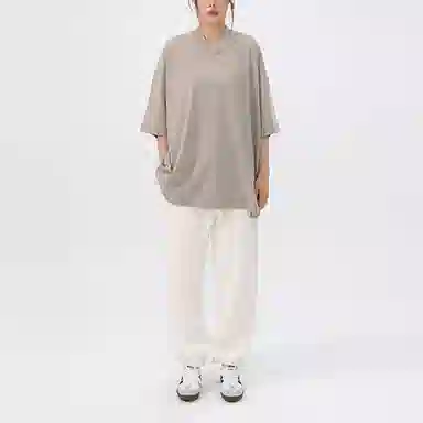 Fear of God Essentials V-Neck T-Shirt Core Heather