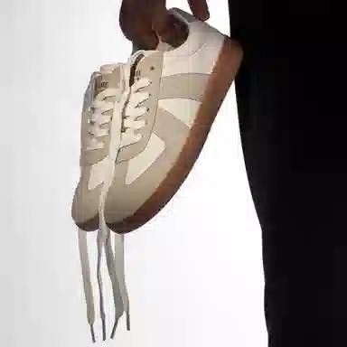 Sesame Street Classic Trainer