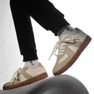 Sesame Street Classic Trainer