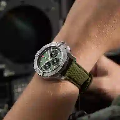 Breitling Avenger