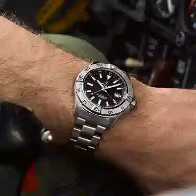 Breitling Avenger